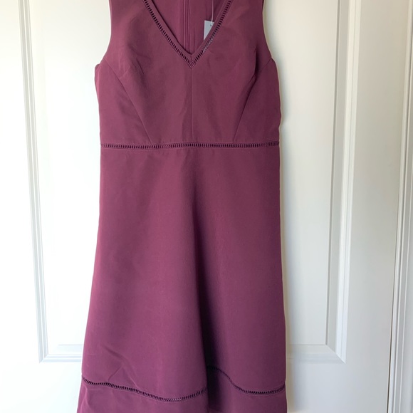 Dress - Picture 7 of 8